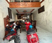 1084 Xe gia đình còn mới đến 99%
