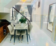 967 Xe gia đình còn mới đến 99%