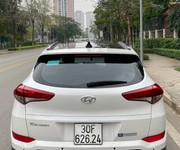 1697 Xe gia đình còn mới đến 99%