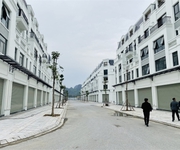 1918 Xe gia đình còn mới đến 99%