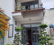 1524 Xe gia đình còn mới đến 99%