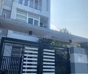 2086 Xe gia đình còn mới đến 99%