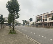 1874 Xe gia đình còn mới đến 99%