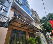 3732 Xe gia đình còn mới đến 99%