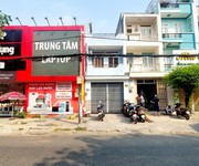2623 Xe gia đình còn mới đến 99%