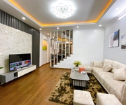 2377 Xe gia đình còn mới đến 99%