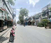 2909 Xe gia đình còn mới đến 99%