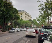2452 Xe gia đình còn mới đến 99%