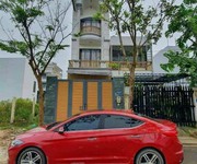 2538 Xe gia đình còn mới đến 99%