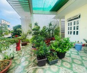2884 Xe gia đình còn mới đến 99%
