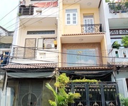 4051 Xe gia đình còn mới đến 99%