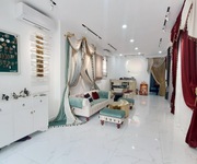 4226 Xe gia đình còn mới đến 99%