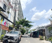 4484 Xe gia đình còn mới đến 99%
