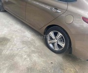 4095 Xe gia đình còn mới đến 99%