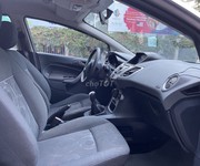 4307 Xe gia đình còn mới đến 99%