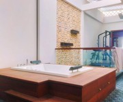 4 Bán nhà ngay hanoma trương công định, dt 8x19, 3 lầu. st. giá 24 tỷ