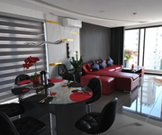 Toà nhà căn hộ biển mỹ khê, 150m2, 9 tầng, thu 150tr/ tháng