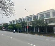 Siêu hót shophouse trục chính khu đô thị centa city kinh doanh sầm uất giá tốt