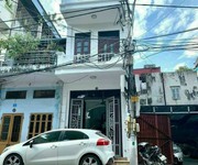 Cần bán căn nhà 3 tầng lệch tại mặt phố phường Tân Bình TPHD.