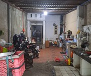 2 Chính chủ cần bán nhà sổ chung dĩ an