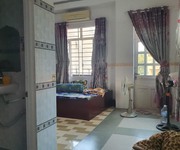 2 Nhà bán chính chủ,nguyễn trãi  mặt tiền hẻm, cách mấy căn ra hẻm xe hơi