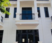 2 Bán nhà chính chủ, SHR   giá 2,525 tỷ  100 , sát mặt tiền đường DT747B- ngay ngã tư miếu ông Cù