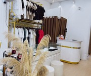 3 Sang nhượng cửa hàng quần áo nữ tại 230 khâm thiên - hà nội