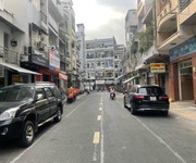 3 Mặt tiền quận 5, 4 tầng, đường 12m, có vỉa hè, thu nhập 60 triệu/tháng. giá 15 tỷ