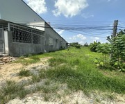 5 4 TỶ: 1.248,7m2 đất   căn nhà cấp 4 còn mới 3PN, phòng khách, bếp   WC tại mặt tiền sông Cái Răng Bé