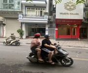 1 Chính chủ do không có nhu cầu ở đến cần cho thuê nhà mặt phố nguyễn khắc nhu
