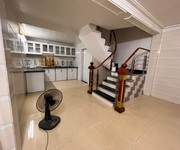 Bán nhà mặt ngõ 52 miếu hai xã kinh doanh tốt, diện tích 50m 2.5 tầng, giá 2.5 tỉ