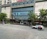 2 Bán shop đế tòa chung cư tòa gemek tower, kinh doanh đỉnh, vỉa hè, ô tô. dt 59m, giá 3tỷ 25.