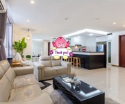 6 Cần cho thuê căn hộ Penthouse BMC địa chỉ sổ 422 Võ Văn Kiệt 195m2 , 3PN 3WC ,nhà bếp ,phòng khách