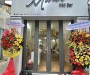 Cần sang nhượng tiệm nail khu vực quận 10 đường đào duy từ. khu vực trường đại học đông đúc