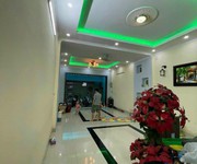 1 Cho thuê nhà sát đại học hutech bình thạnh , 5 tầng chỉ 19 triệu