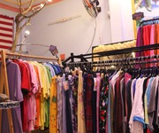 3 Sang shop secondhand dĩ an.mình chuyển về quê sống nên cần sang lại mặt bằng và toàn bộ vật dụng và