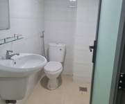 8 Cho thuê nhà mặt tiền Khu cư Xá Ngân hàng p Tân Thuận Tây Quận 7.DT:4x16 trệt 2L 4pn 3wc.Giá:16trr.