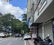 Cho thuê nhà mặt phố Nguyễn Công Hoan, Ba Đình, Hà Nội, 2 mặt tiền trước sau, oto tránh đỗ thoải mái