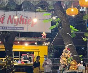 4 Sang quán bún đậu ngay cổng trước đh văn lang 4 Sang quán bún đậu ngay cổng trước đh văn lang