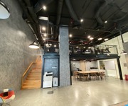 4 Cho thuê văn phòng 176m2 full nội thất đẹp đường trung kính, cầu giấy, giá rẻ nhất