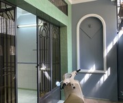 2 Cho thuê nhà nguyên căn 1 trệt 1 lầu 5m x 12m