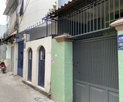 3 Cho thuê nhà nguyên căn 1 trệt 1 lầu 5m x 12m