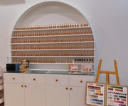 1 Sang toàn bộ tiệm nail ở 303 ấp bình hoà, xã bình trinh đông, tân trụ, long an