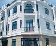 Bán nhà đẹp 1 trệt 2 lầu, sổ hồng riêng, ngay trung tâm phường Tân Phước Khánh, Tân Uyên