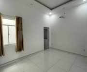 3 Cho thuê nhà 932 cách mạng thansg8, hẻm xe hơi, 4 phòng chỉ 17 triệu