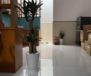 2 Cho thuê nhà 932 cách mạng thansg8, hẻm xe hơi, 4 phòng chỉ 17 triệu