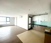 Hiếmchung cư nam trung yên 2.5 tỷ, 70m 2pn, cửa sổ các phòng, ban công thoáng