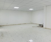 3 Cho thuê 03 sàn văn phòng 250 m2 ngay đường Võ Văn Tần, quân 3