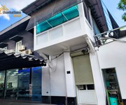 Văn phòng trung tâm quận 4 rộng rãi 300m2