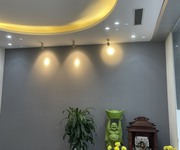 3 Cho thuê nhà mặt phố số 8 Lý Nam Đế, Hoàn Kiếm ,Hà Nội, ô tô đỗ cửa, có thang máy